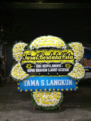 Papan Bunga Duka di Cemplang