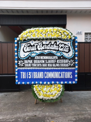 Papan Bunga Duka di Cemplang